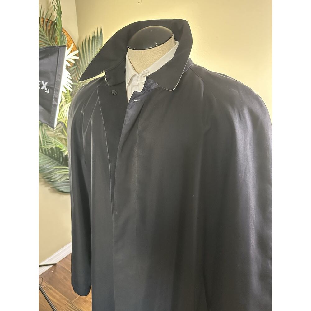 Burberry London Rain Overcoat Black Men 48R No removable liner, Nova check